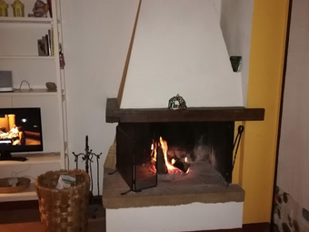 Sitting by the fire place#homesweethome at RoccaiaCasa'70
