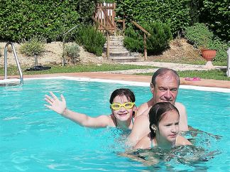 Swimming pool is open from June to September at RoccaiaCasa'70.